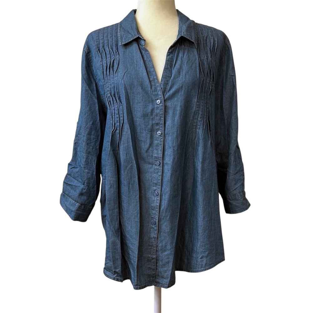 NWT Gloria Vanderbilt Size XL Blue Chambray Front Button Roll-Tab Sleeve Shirt
